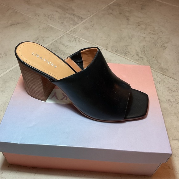 Lisa Vicky Shoes - NIB Lisa Vicky Shoes Womens Size 9 Virtue-V Block Heel Mule Sandals Sheep Nappa